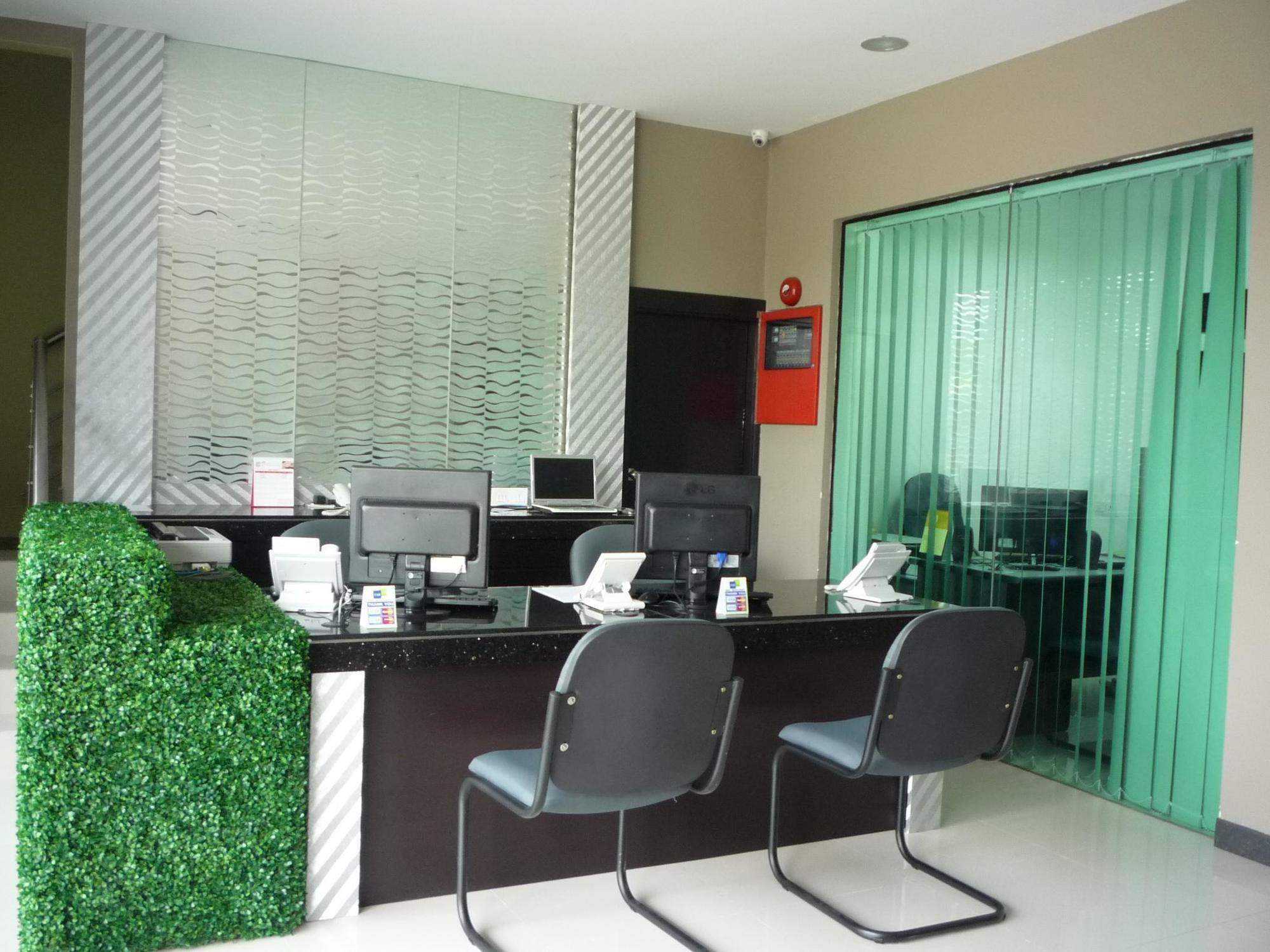 Labuk Hotel Sandakan Exterior photo