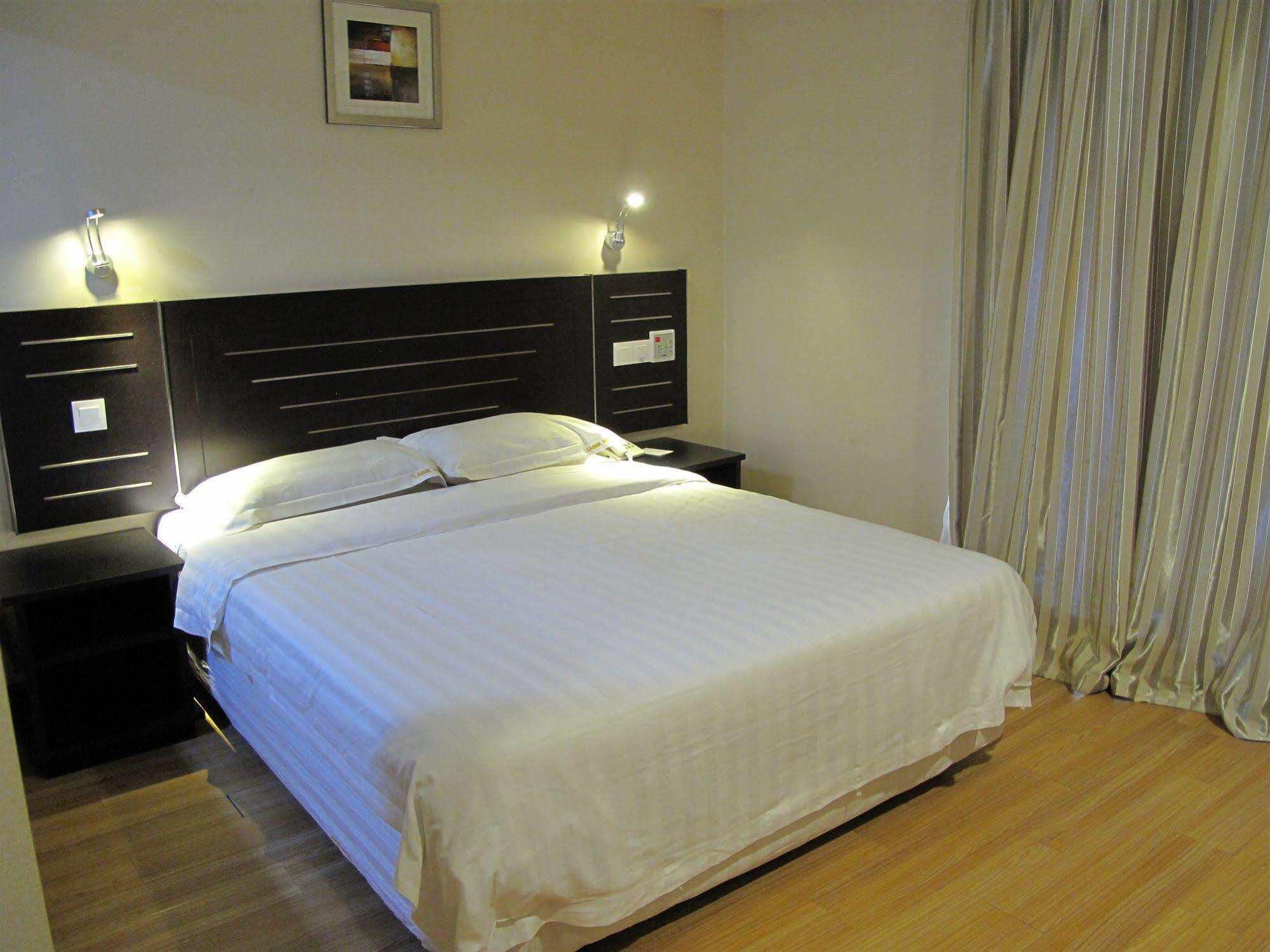 Labuk Hotel Sandakan Exterior photo
