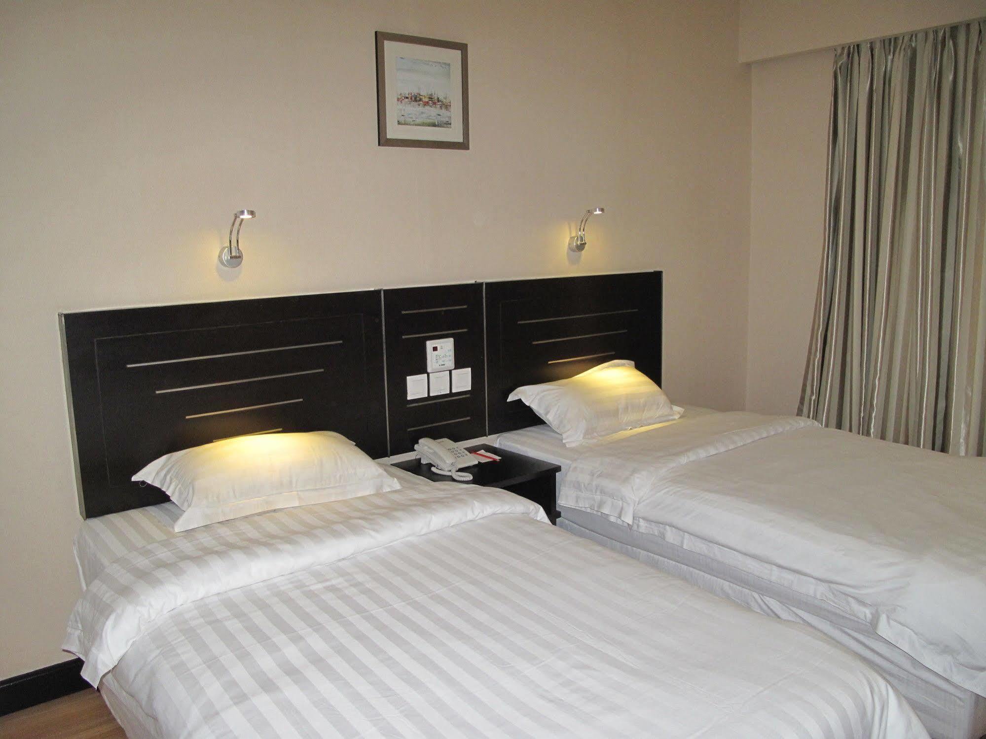 Labuk Hotel Sandakan Exterior photo